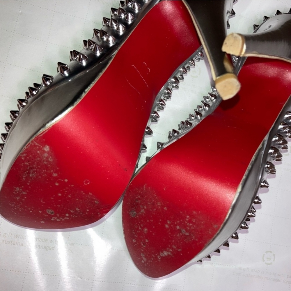 ⭐️Christian Loboutin Silver Spiked Peep-Toe Platform Runway Heels - Picture 2 of 11